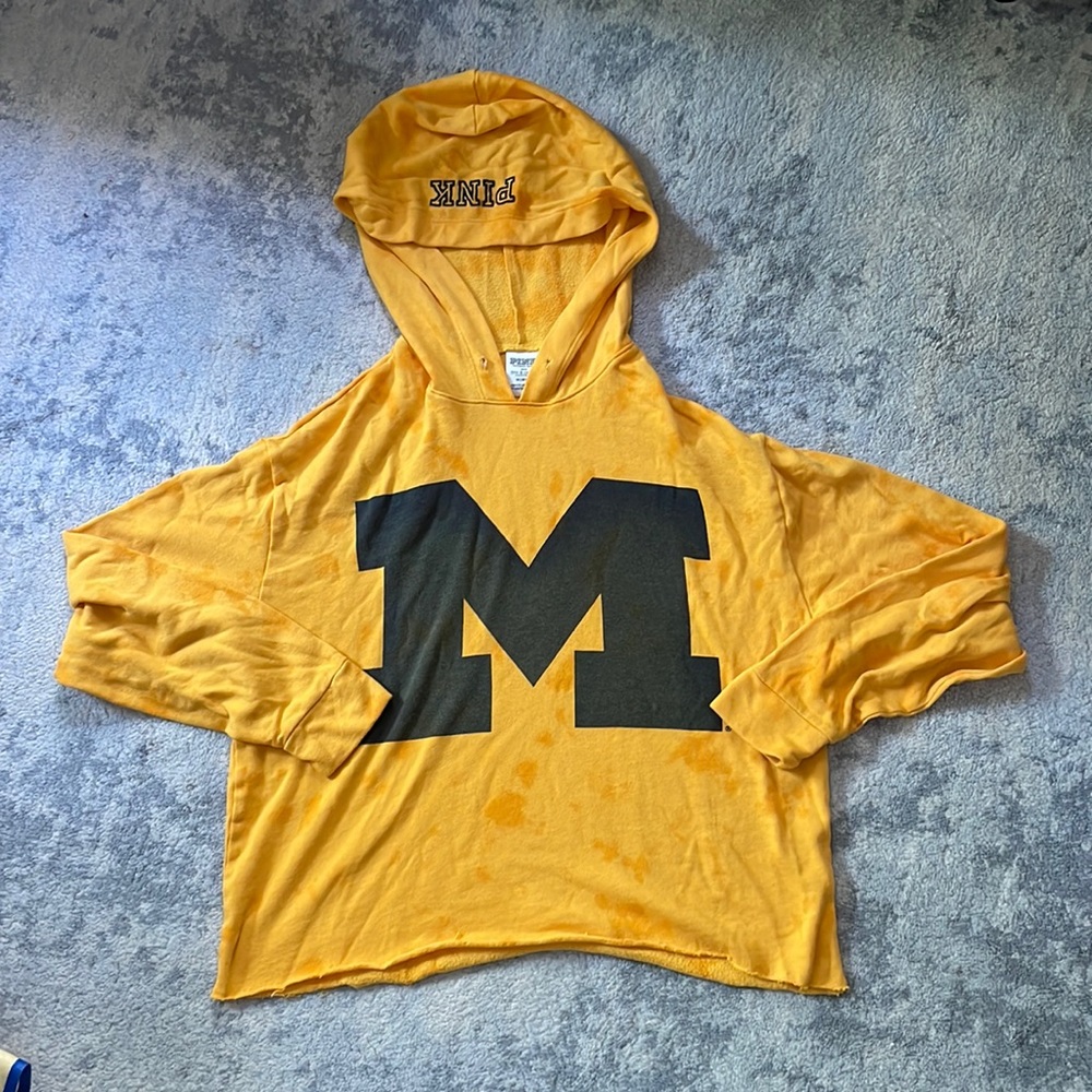 Victoria’s Secret PINK Michigan yellow and blue logo crop sweater